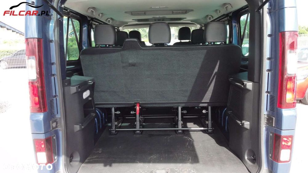 Nissan NV300 - 21