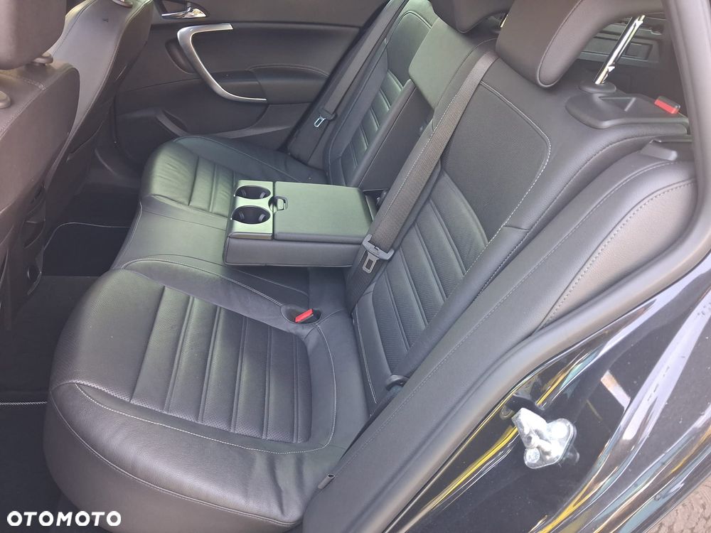 Opel Insignia - 10
