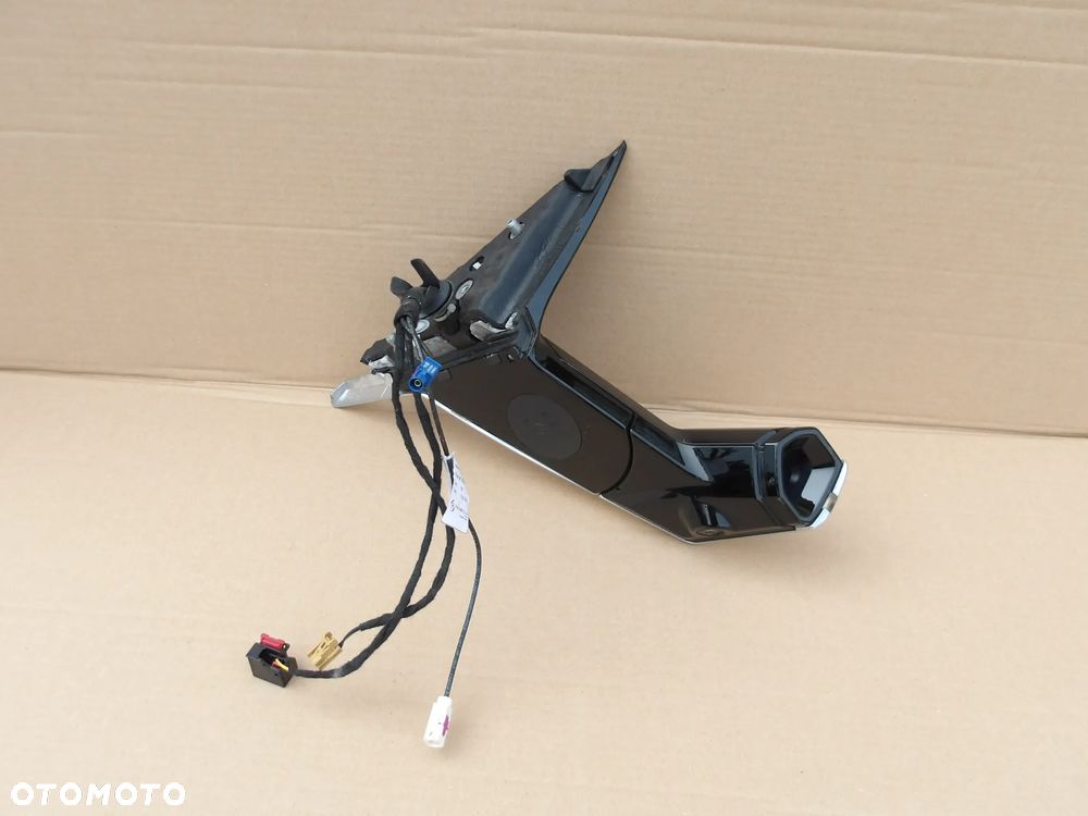 LUSTERKO AUDI E TRON 4KE857409C 4KE857410C - 4