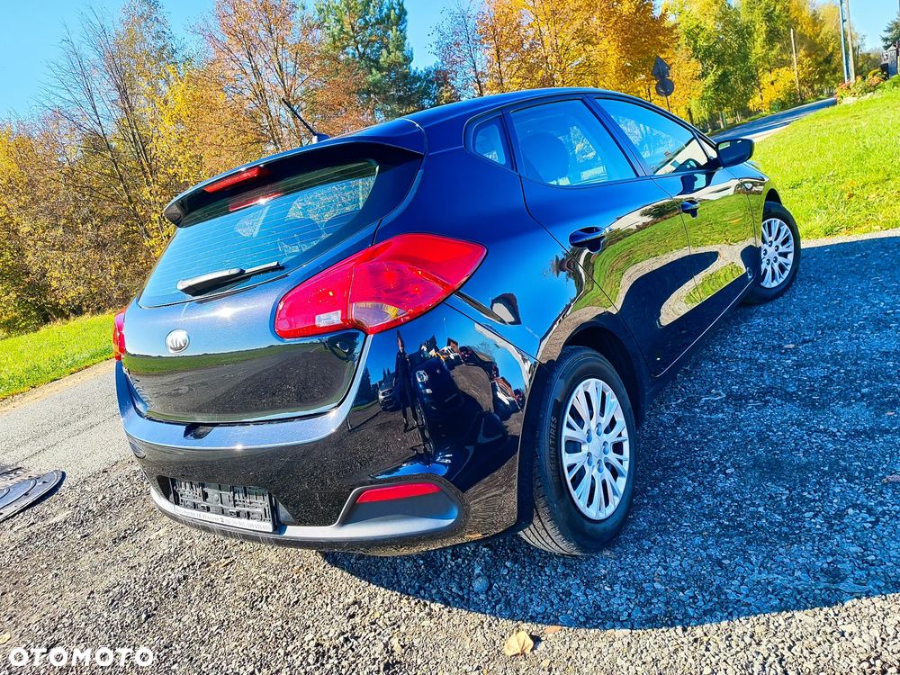 Kia Ceed 1.4 CVVT Attract - 25