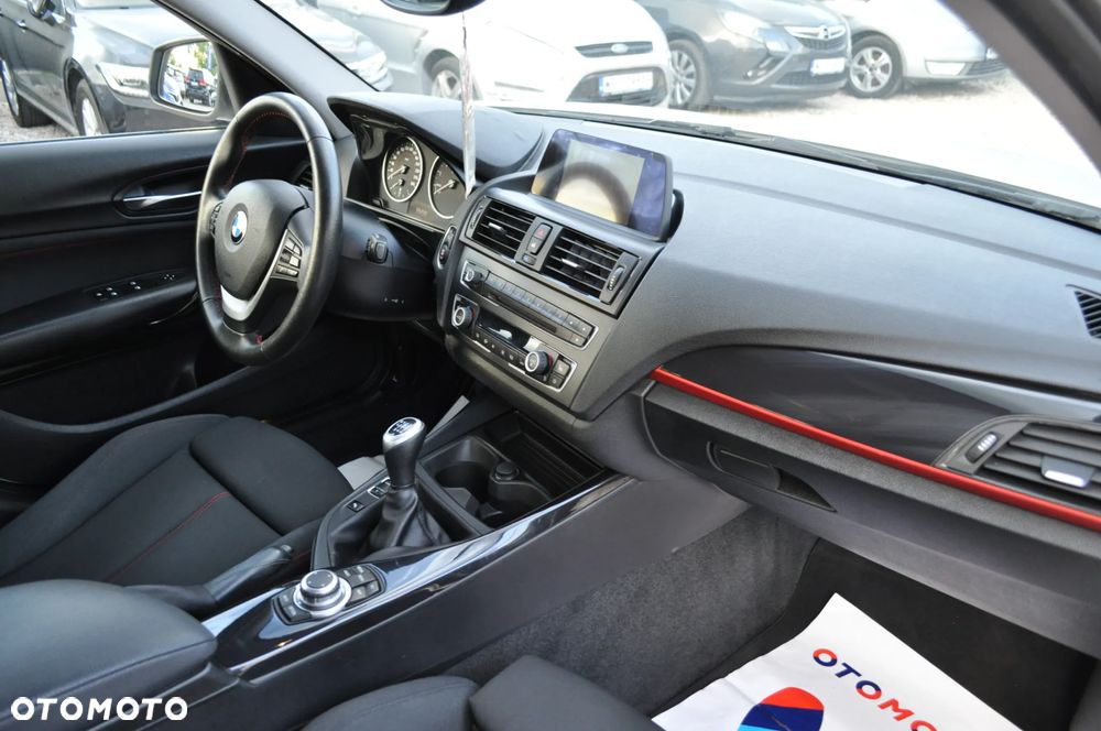 BMW Seria 1 116i - 19