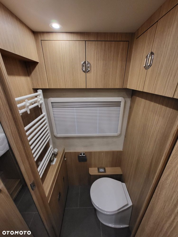 Niesmann-Bischoff 920 - 25