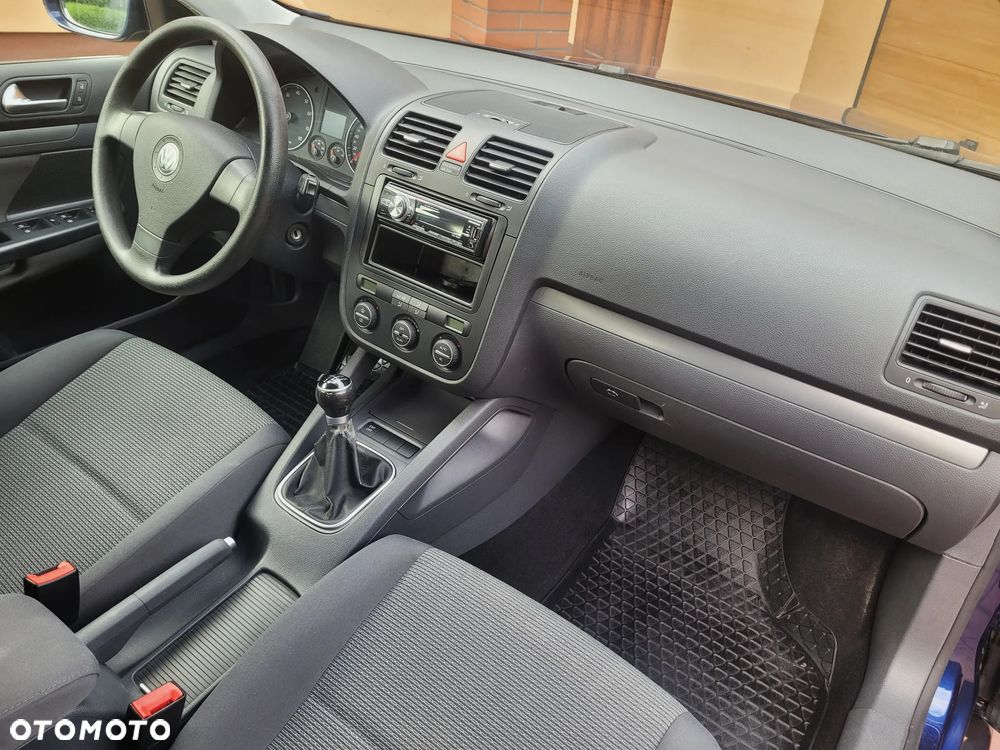 Volkswagen Golf 1.6 Tour Edition - 17