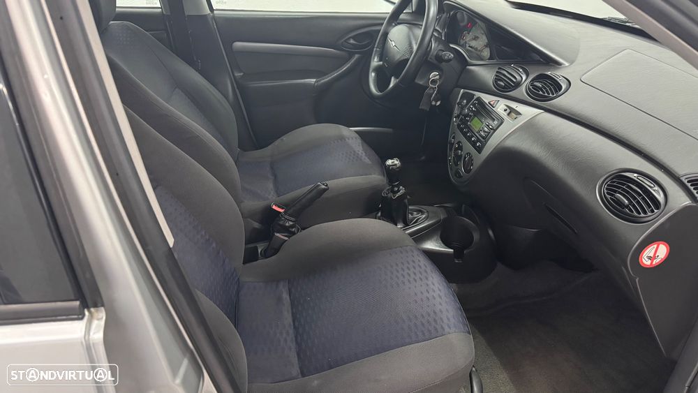 Ford Focus SW 1.8 TDdi Ghia - 22