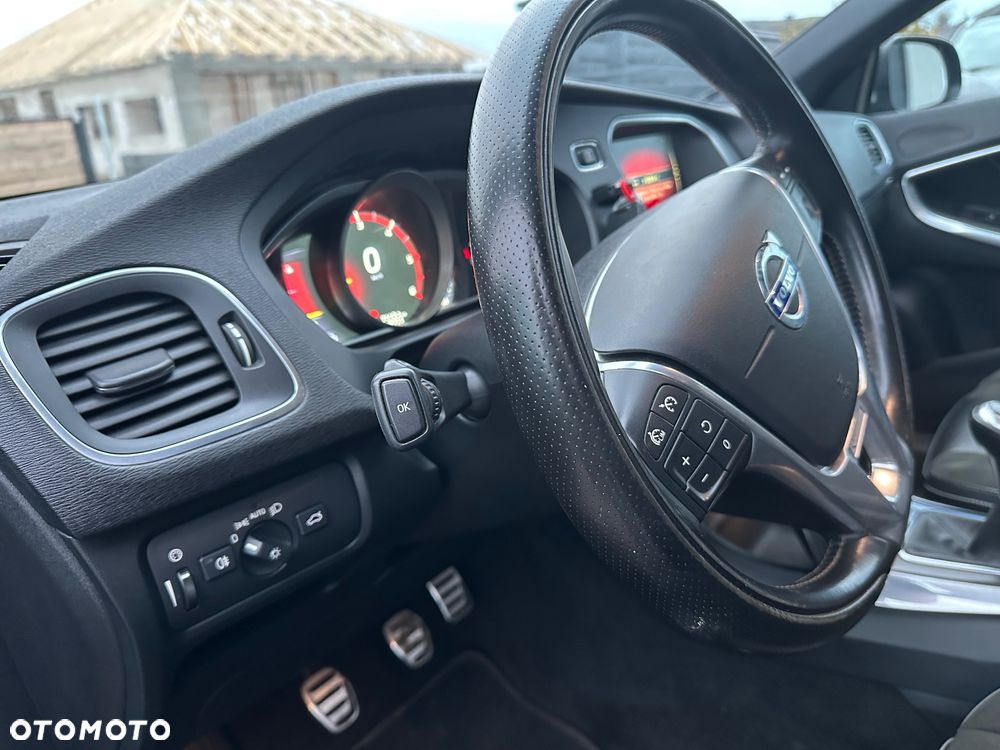 Volvo V40 D2 RDesign - 8