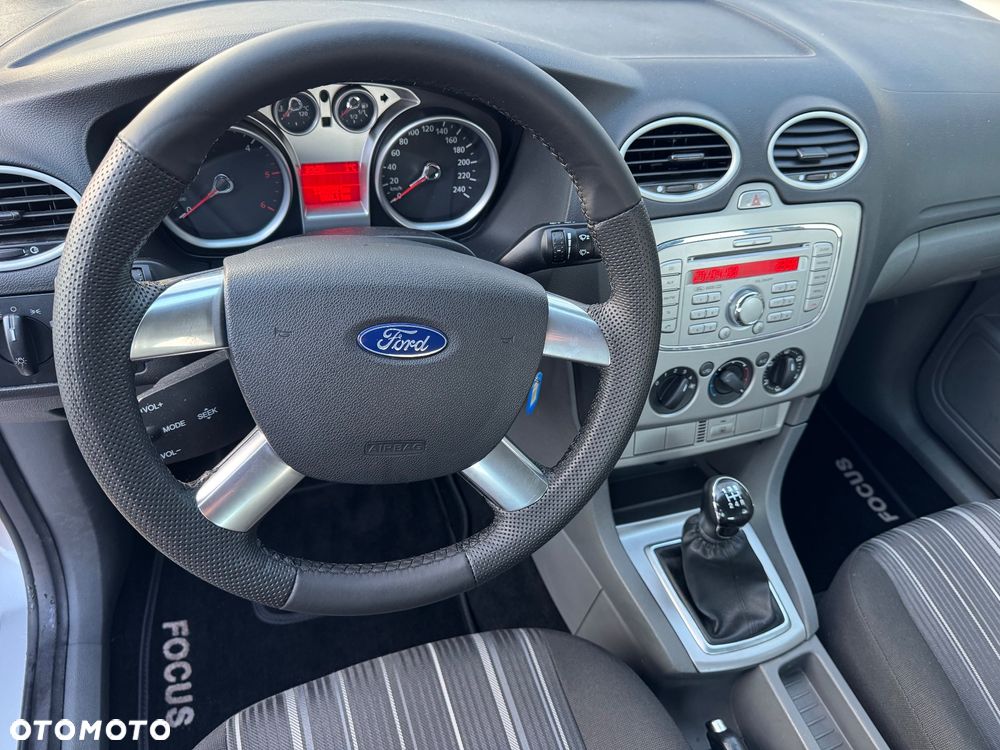Ford Focus - 12