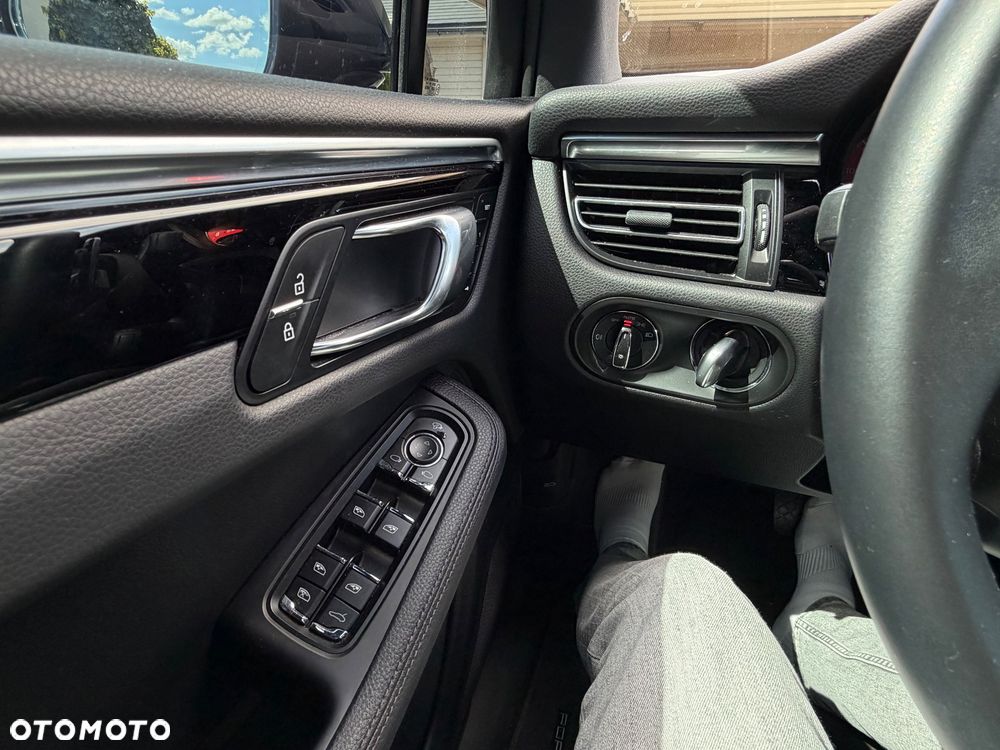 Porsche Macan Standard - 13