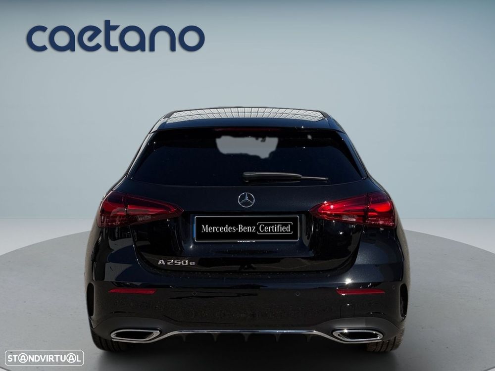 Mercedes-Benz A 250 e - 6