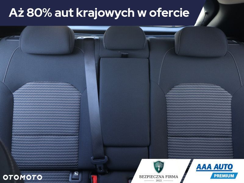 Kia XCeed - 12