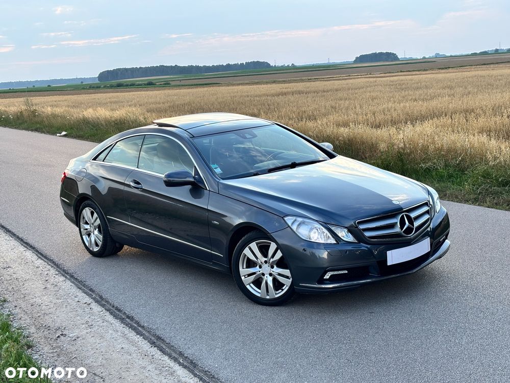 Mercedes-Benz Klasa E 350 CDI DPF BlueEFFICIENCY 7G-TRONIC Avantgarde - 2