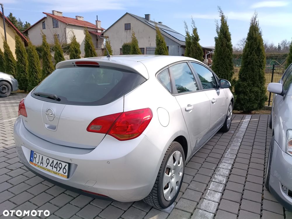 Opel Astra 1.6 Active - 17