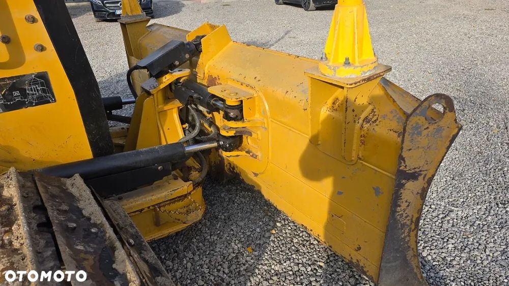 Caterpillar D5 - 11