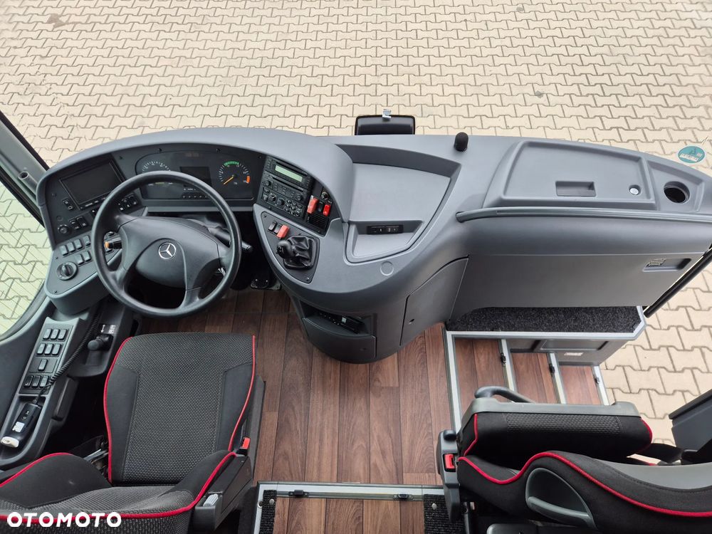Mercedes-Benz TOURISMO RHD17 / SPROWADZONY / I REJSTRACJA 2018 / 65 MIEJSC - 39