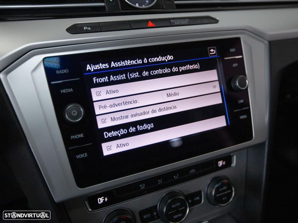 VW Passat Variant 2.0 TDi Business Package DSG - 23