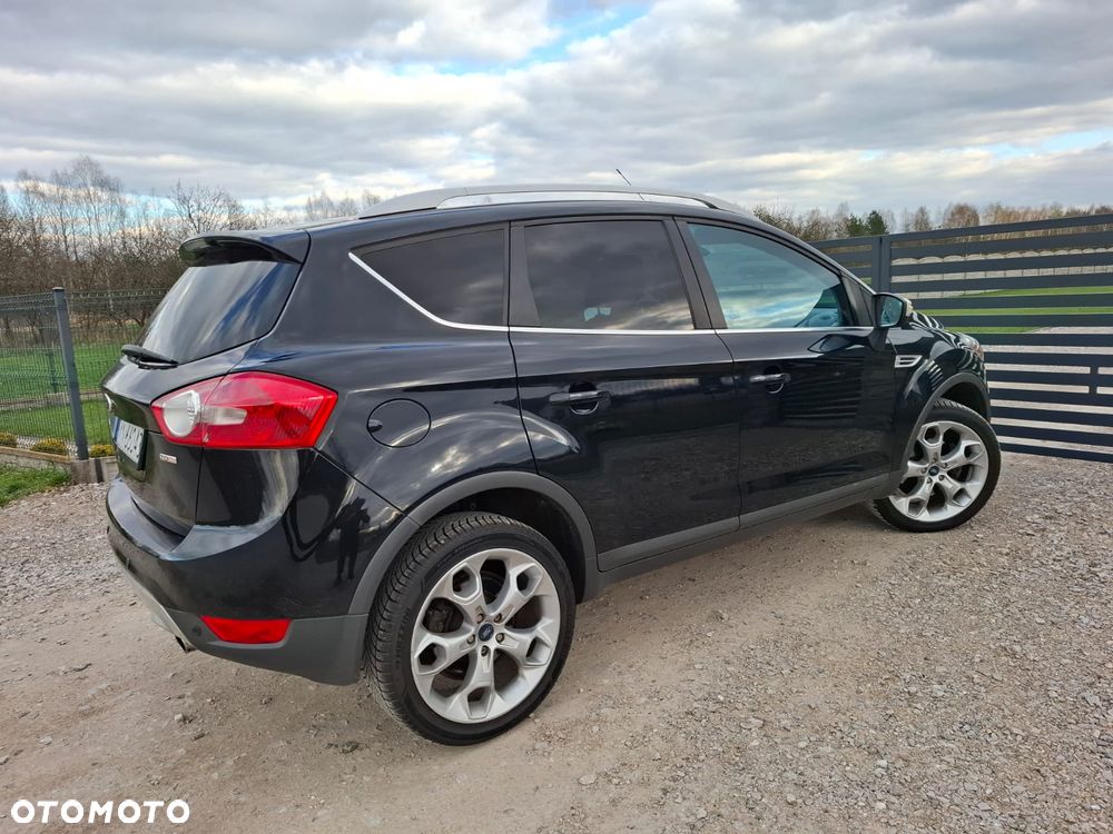Ford Kuga 2.0 TDCi 2x4 Titanium - 8