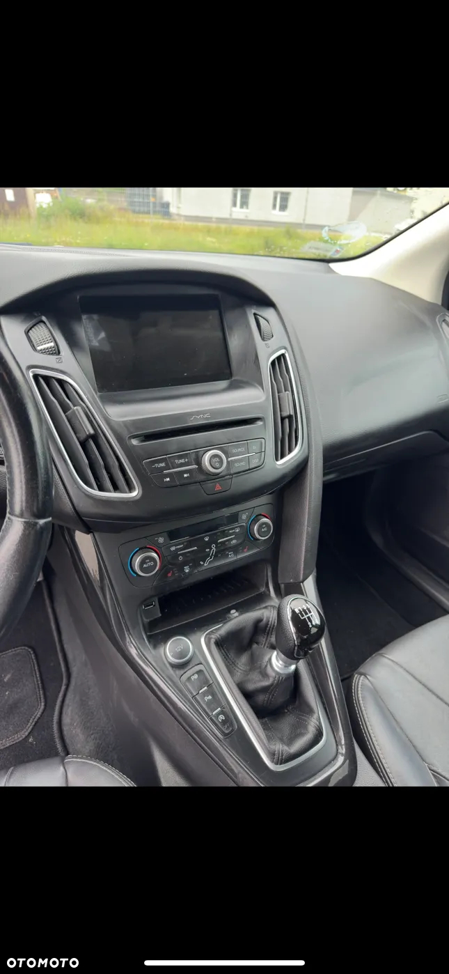 Ford Focus 2.0 TDCi Titanium ASS - 31