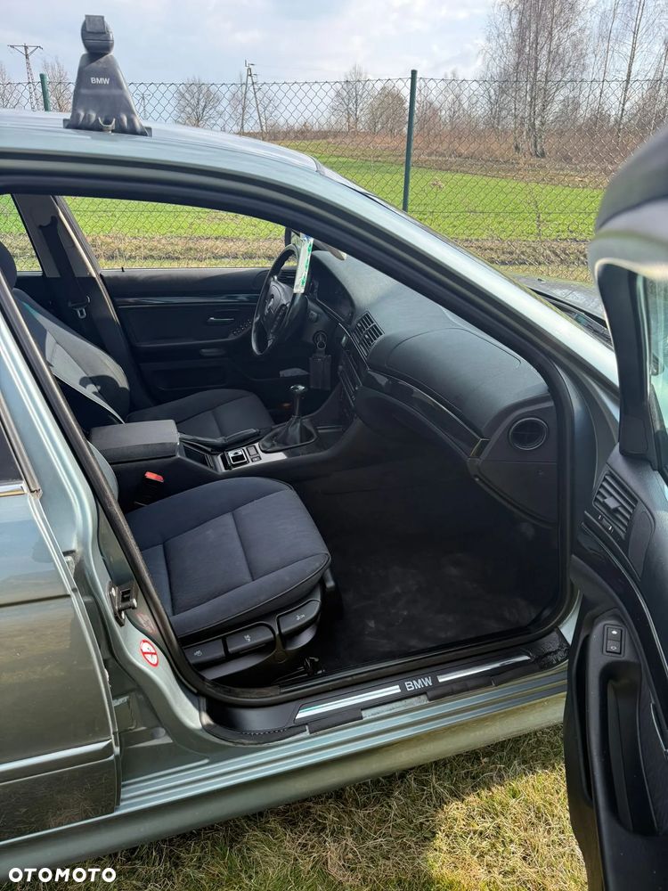 BMW Seria 5 520d - 12