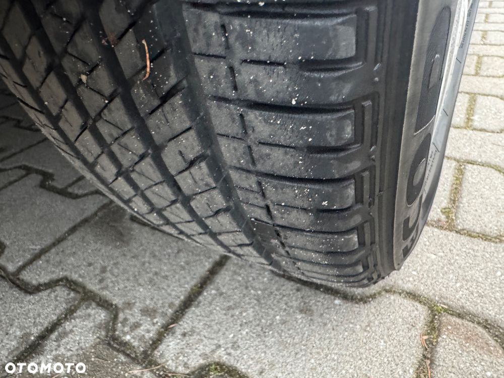 Volkswagen Jetta - 35