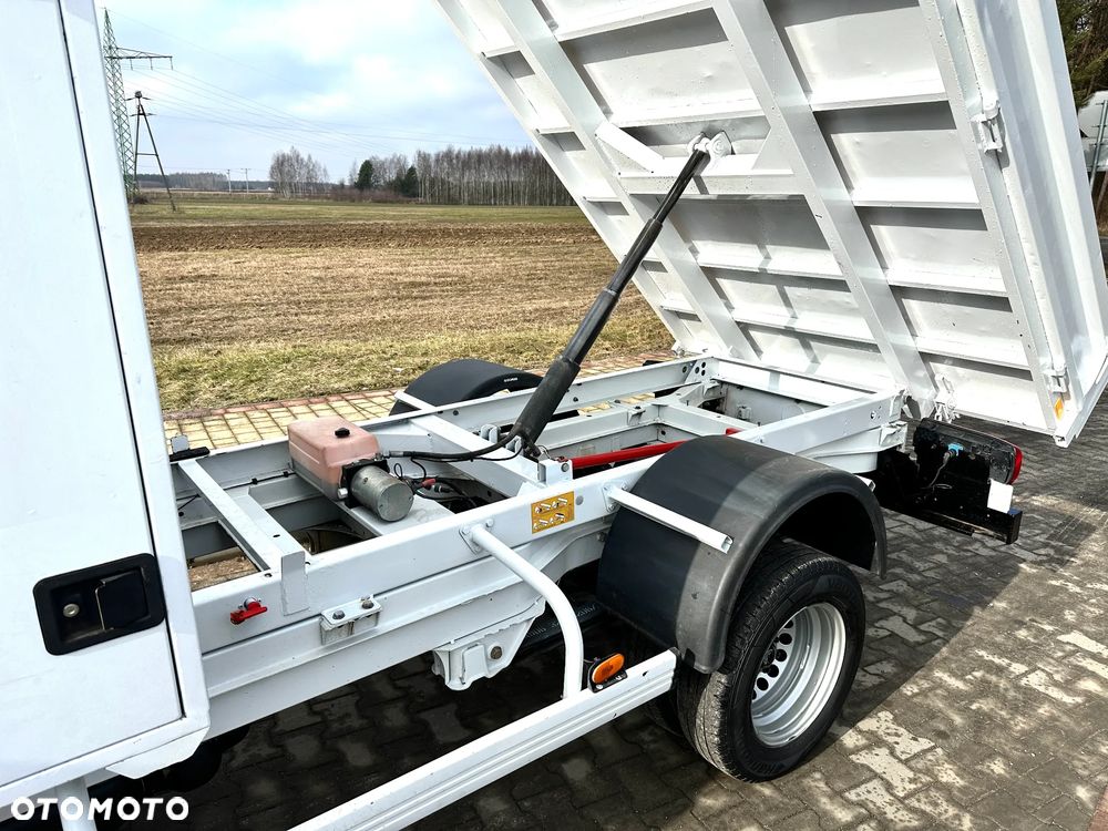 Mercedes-Benz Sprinter 513 - 8