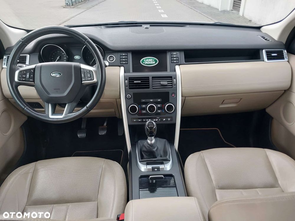 Land Rover Discovery Sport TD4 HSE - 14