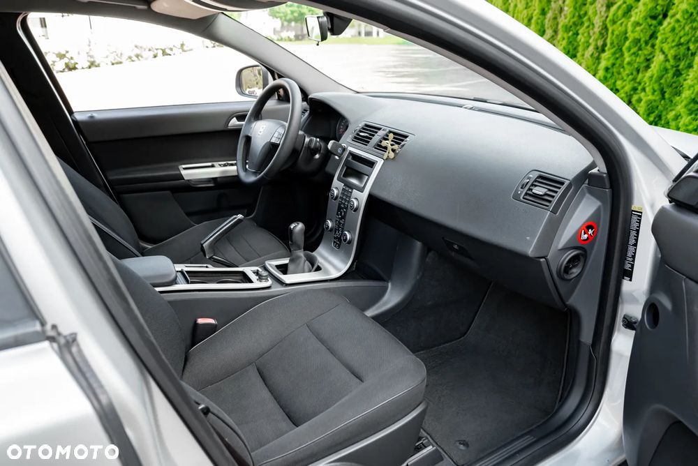 Volvo S40 1.6D DPF DRIVe Momentum - 22