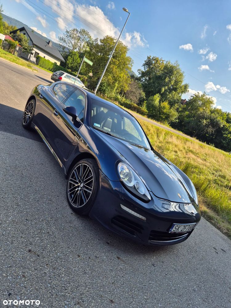 Porsche Panamera 4 Platinum Edition - 6