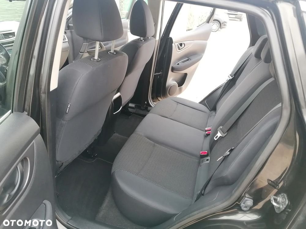 Nissan Qashqai 1.5 dCi DPF acenta - 21