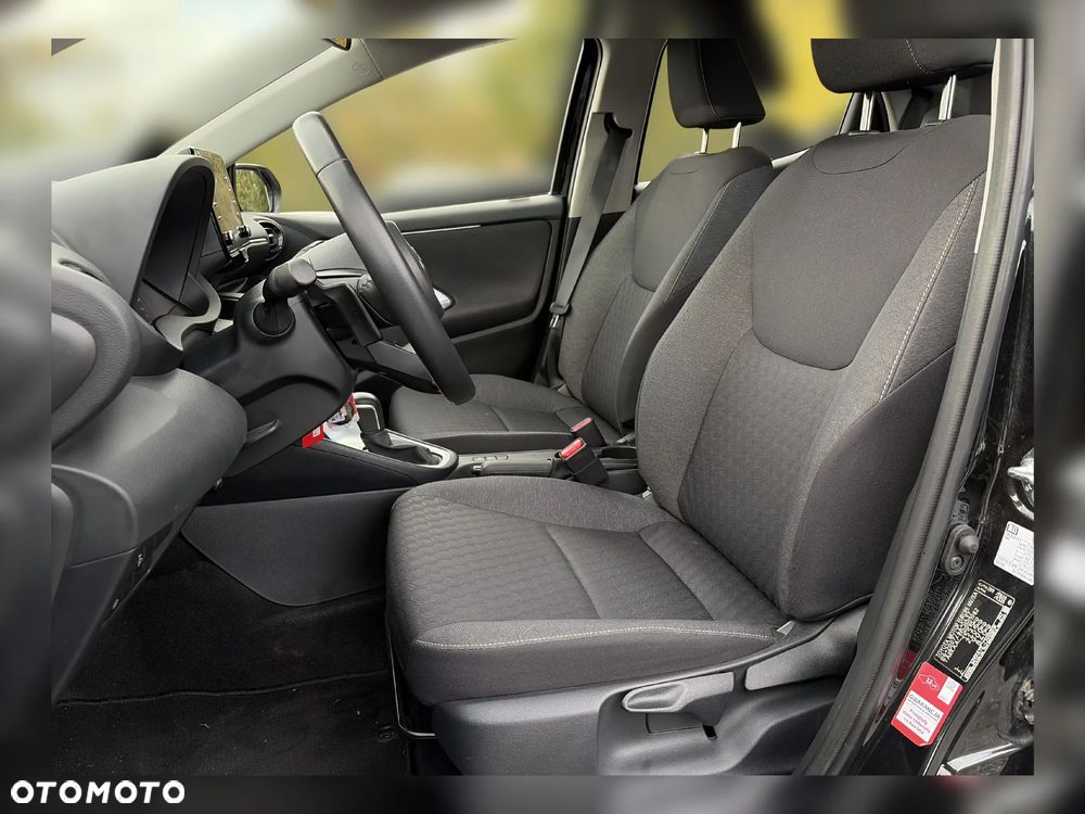 Toyota Yaris 1.5 Comfort CVT - 10
