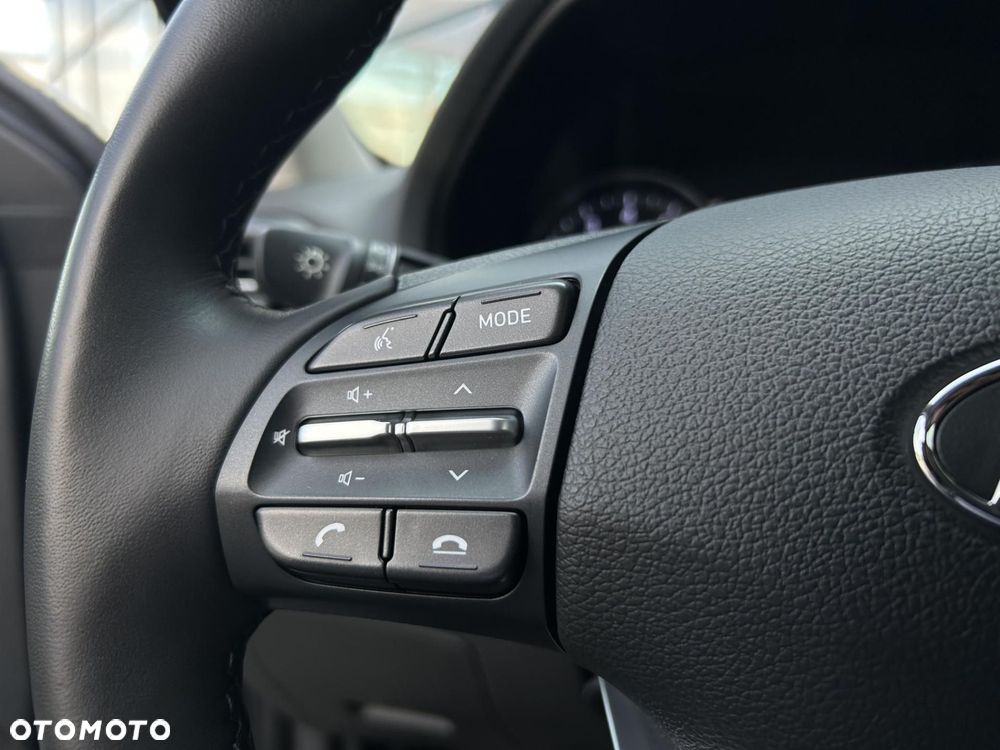 Hyundai i30 - 23