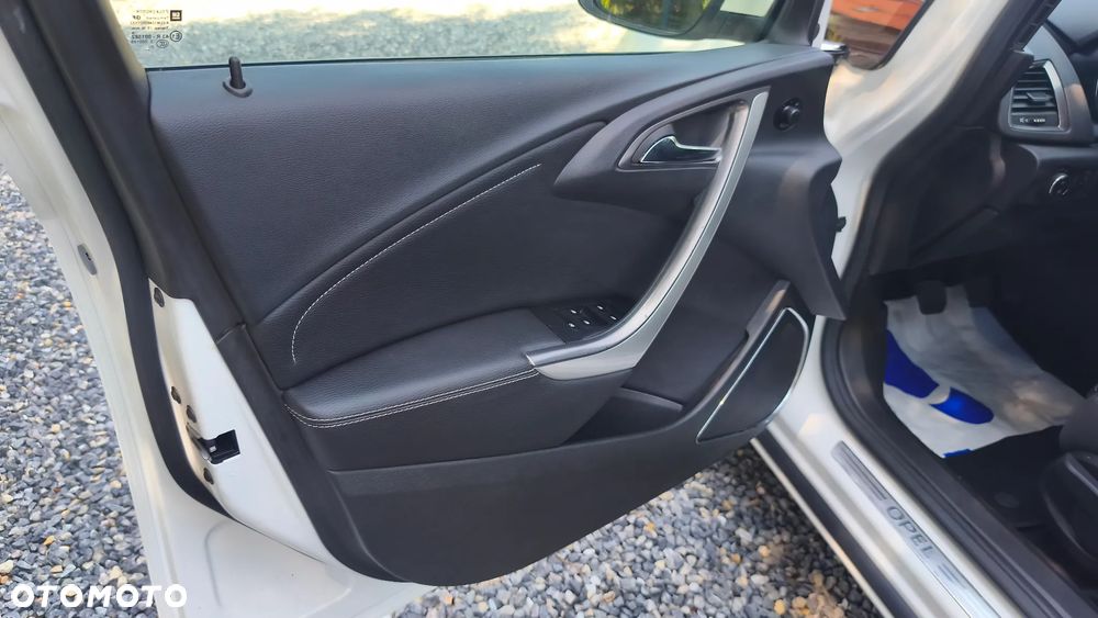 Opel Astra 1.6 T Sport - 13