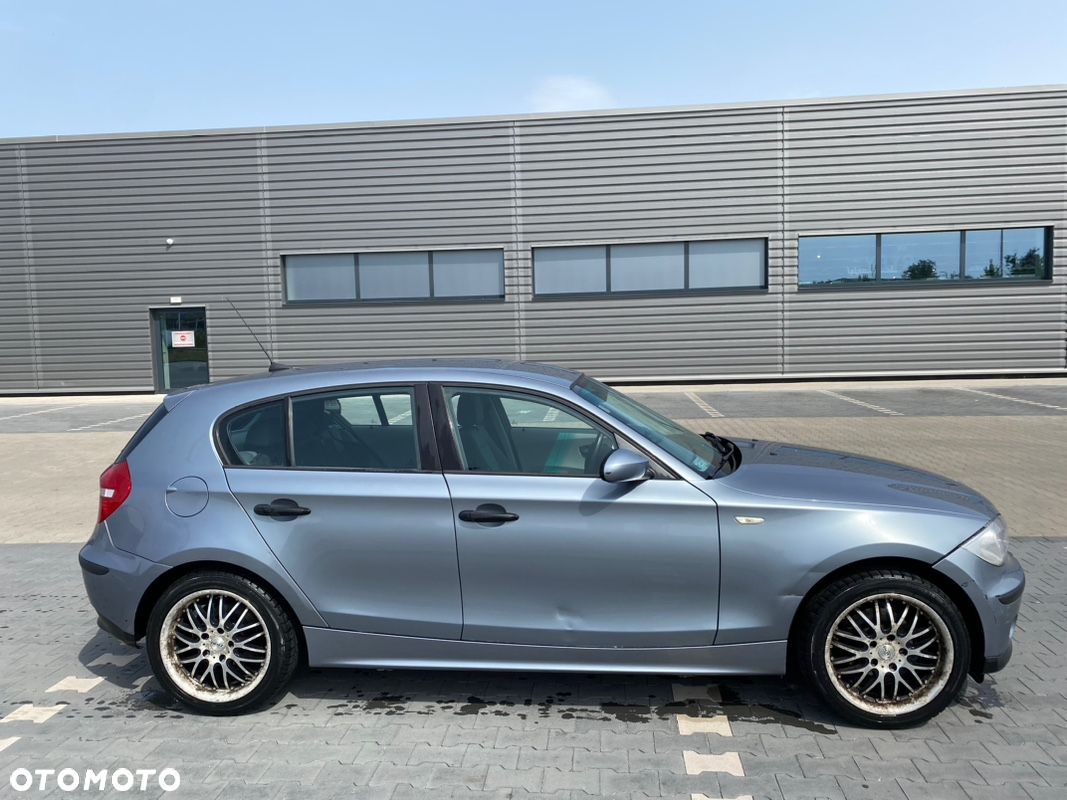 BMW Seria 1 116i - 4