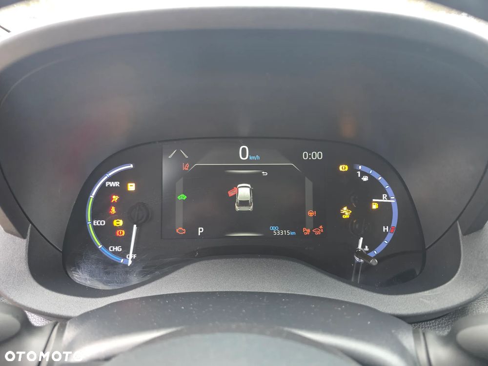 Toyota Yaris Cross - 25