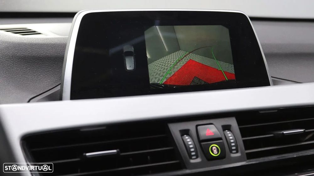 BMW X1 18 d sDrive Auto - 17