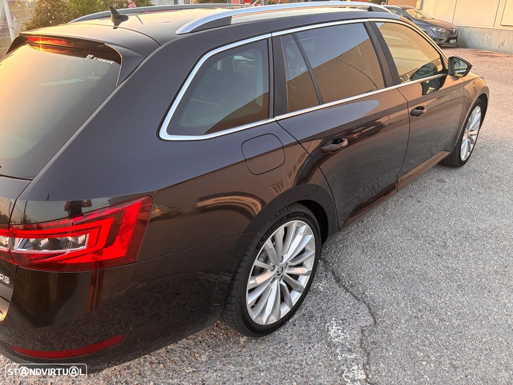 Skoda Superb Break 2.0 TDI Style DSG - 7