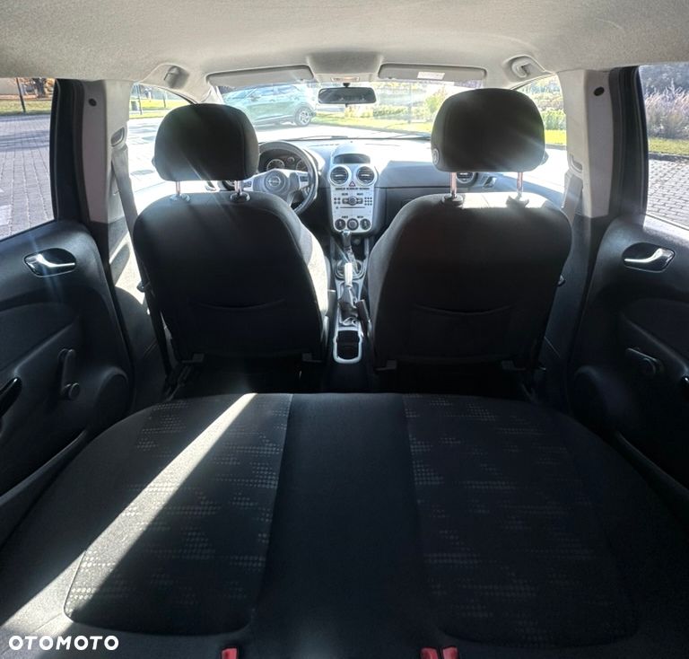 Opel Corsa - 12