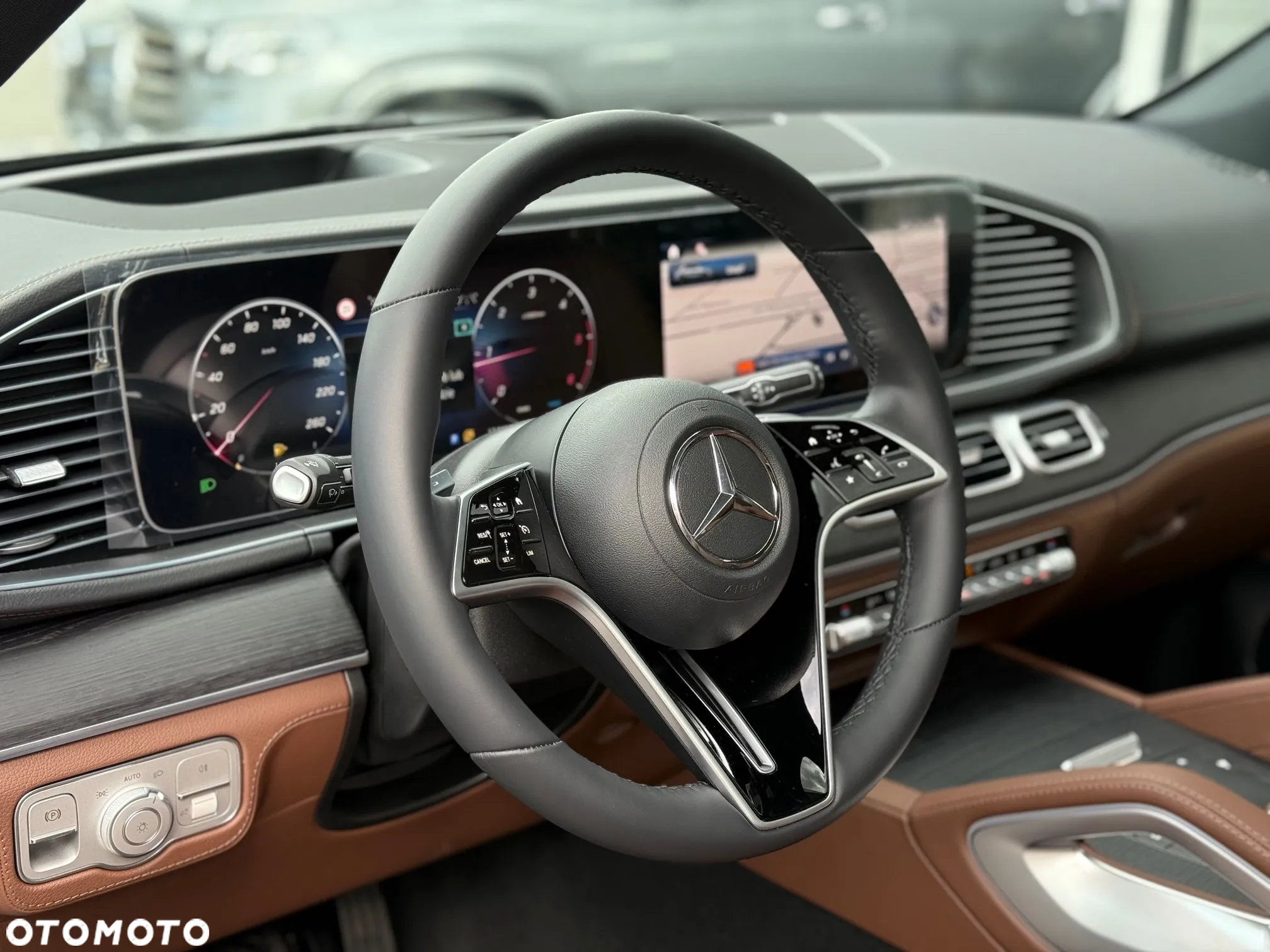 Mercedes-Benz GLE - 11