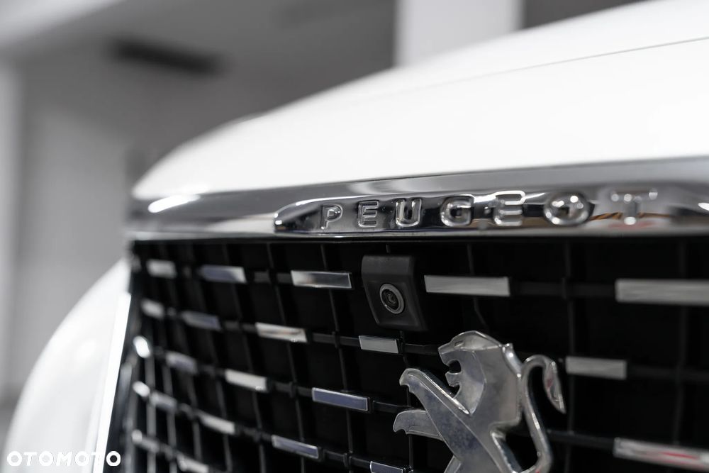 Peugeot 5008 - 8