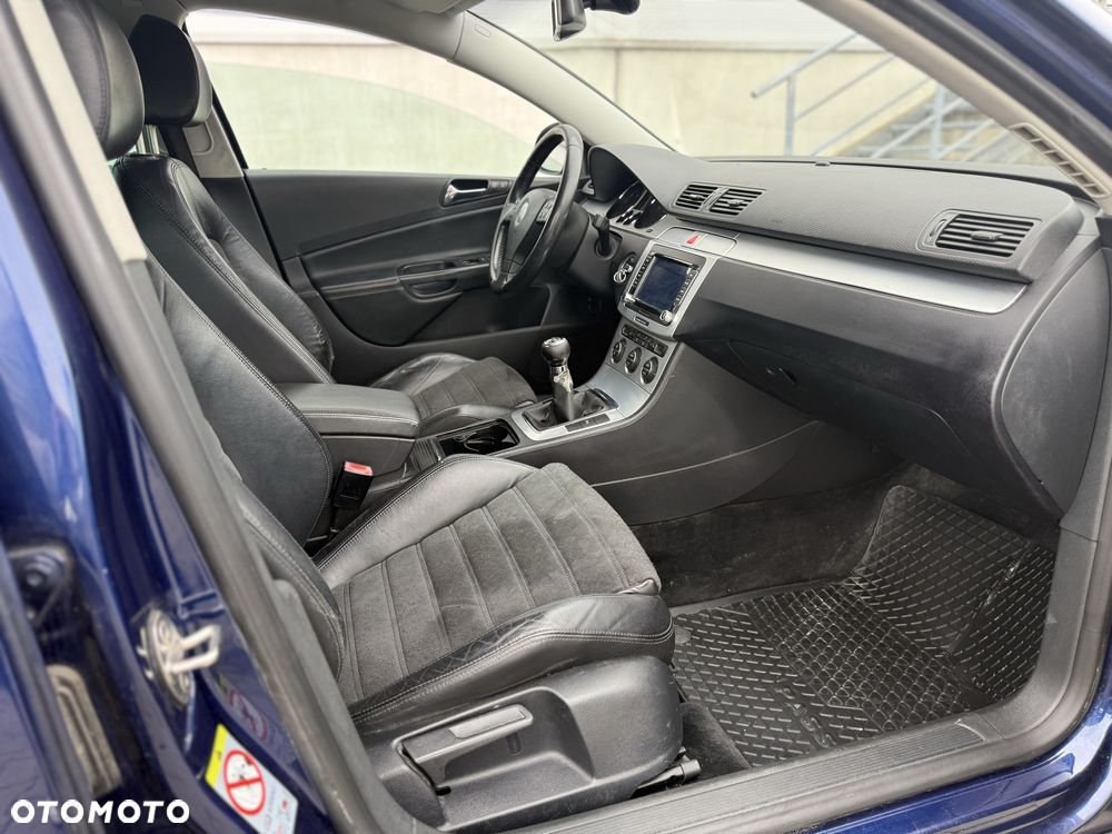 Volkswagen Passat - 7