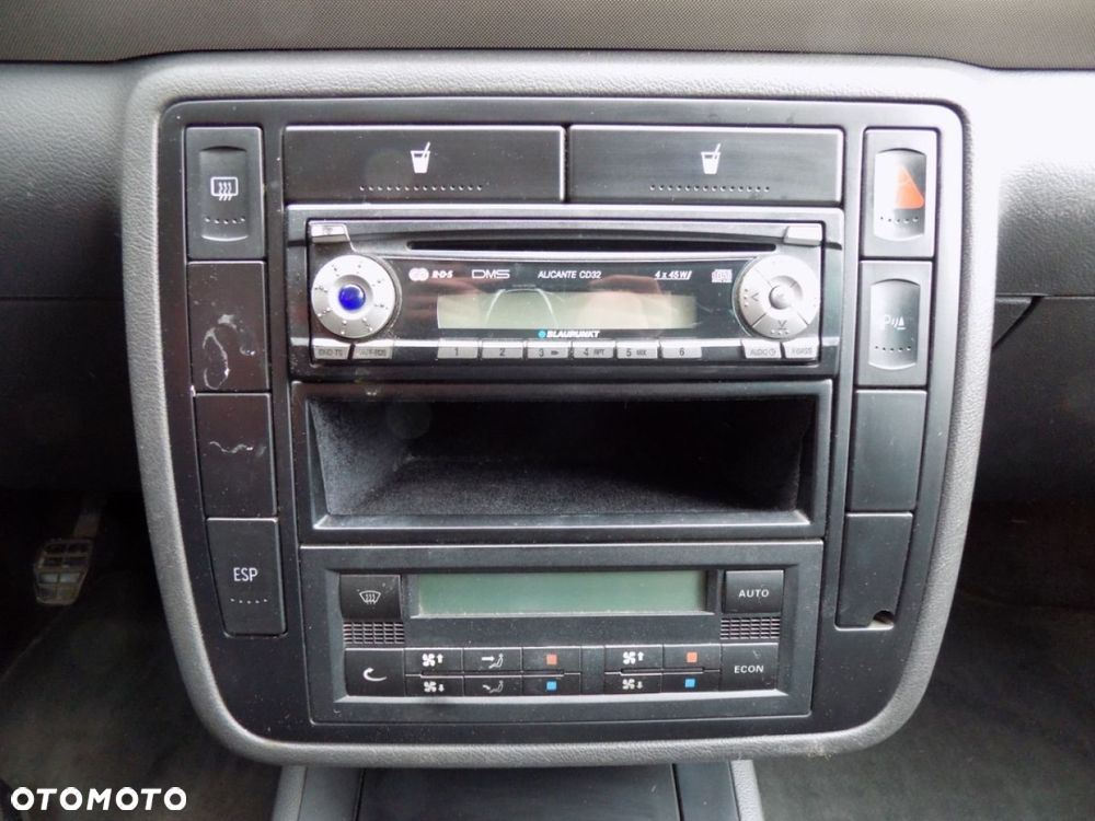 Volkswagen Sharan - 12
