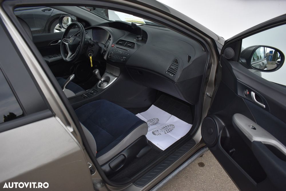 Honda Civic 1.8 S - 20