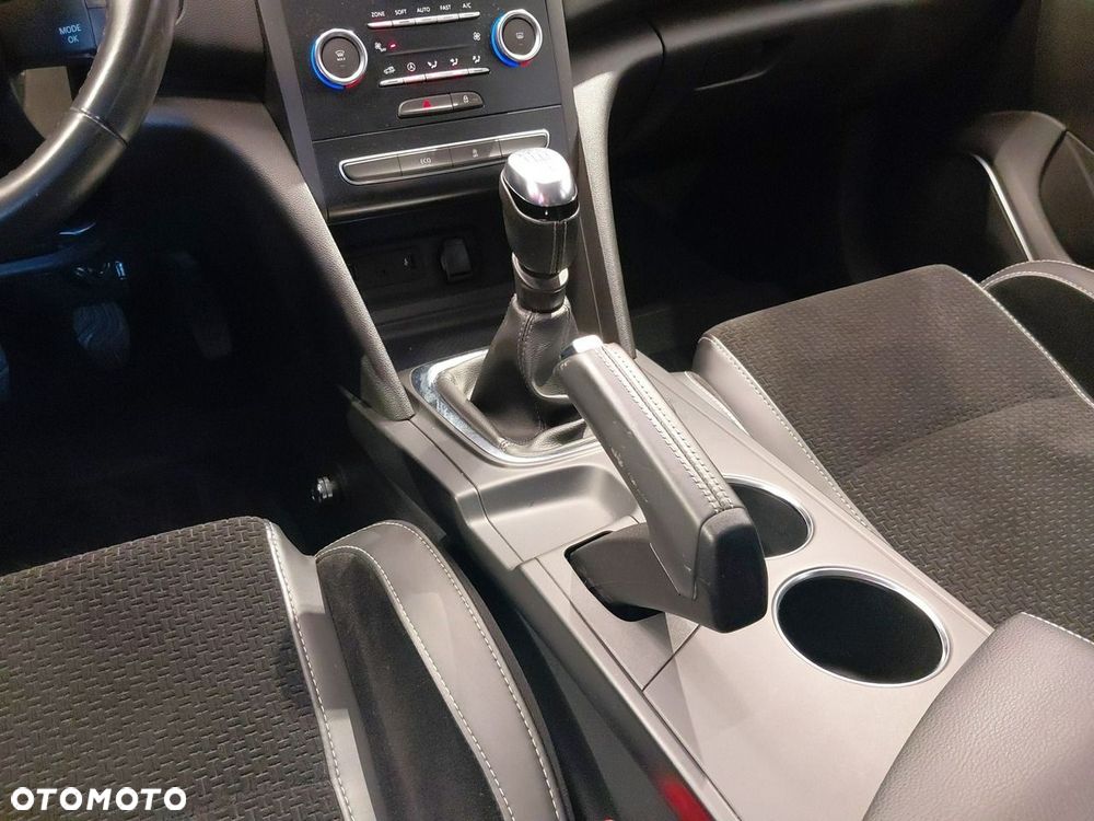 Renault Megane BLUE dCi 115 INTENS - 35