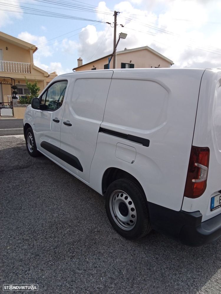 Peugeot Partner LONGA 1.5 BlueHDI - 4