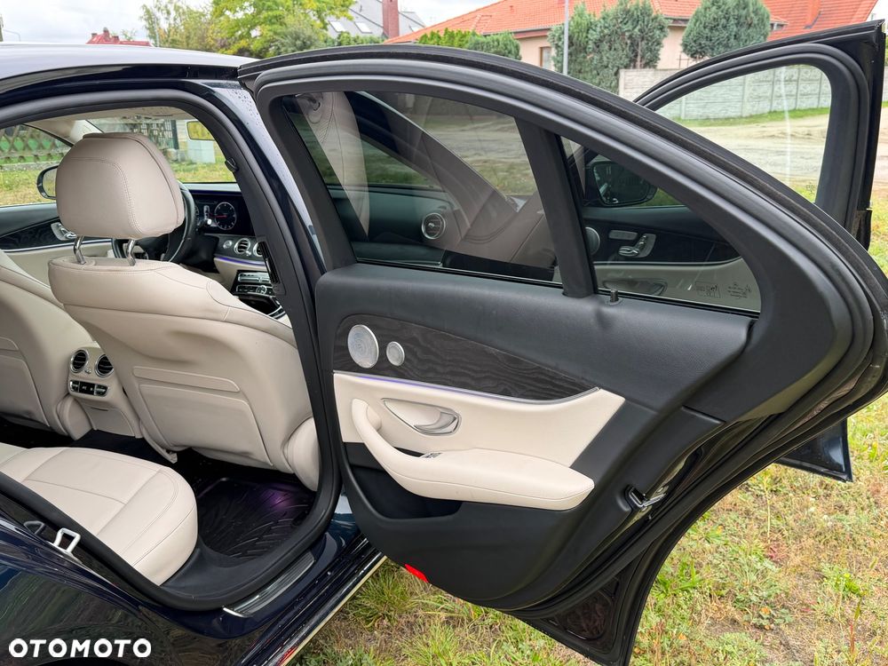 Mercedes-Benz Klasa E 220 d Business Edition 9G-TRONIC - 18