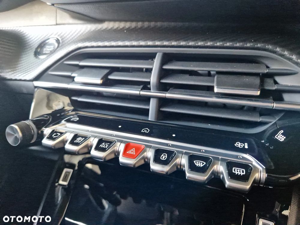 Peugeot 2008 54kWh GT - 14