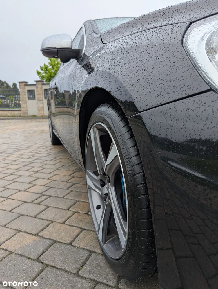Volvo S60 T6 AWD R-Design - 18