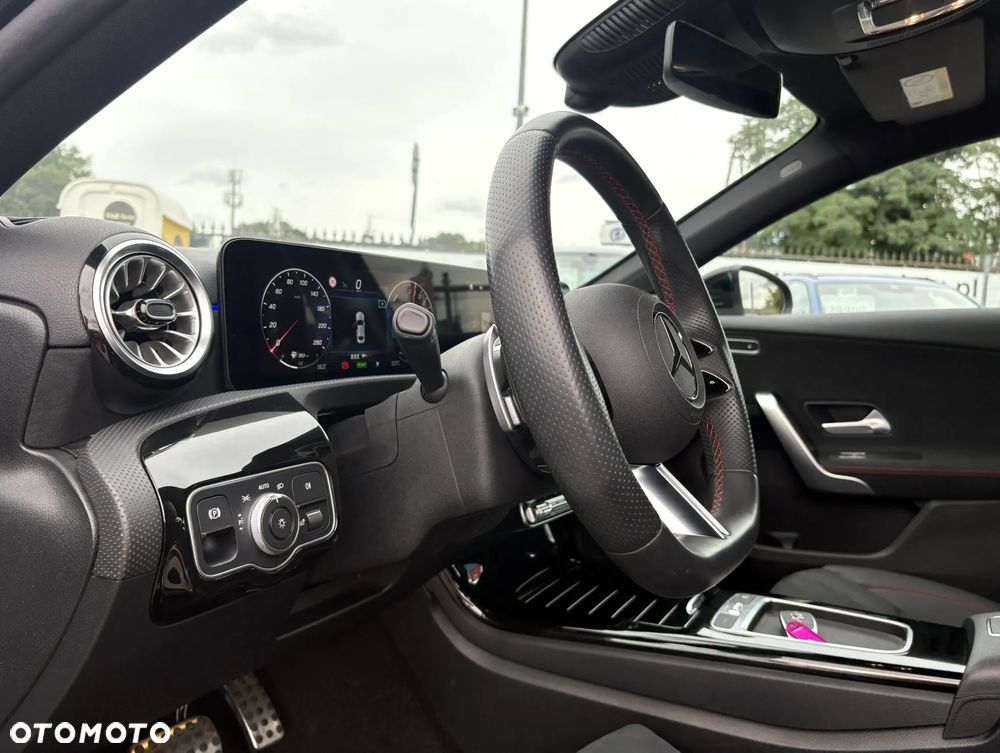 Mercedes-Benz Klasa A 250 e PHEV AMG Line 8G-DCT - 10