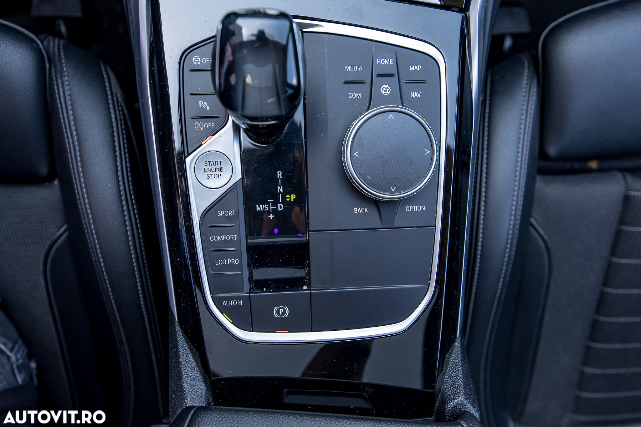 BMW Seria 3 320i AT - 27