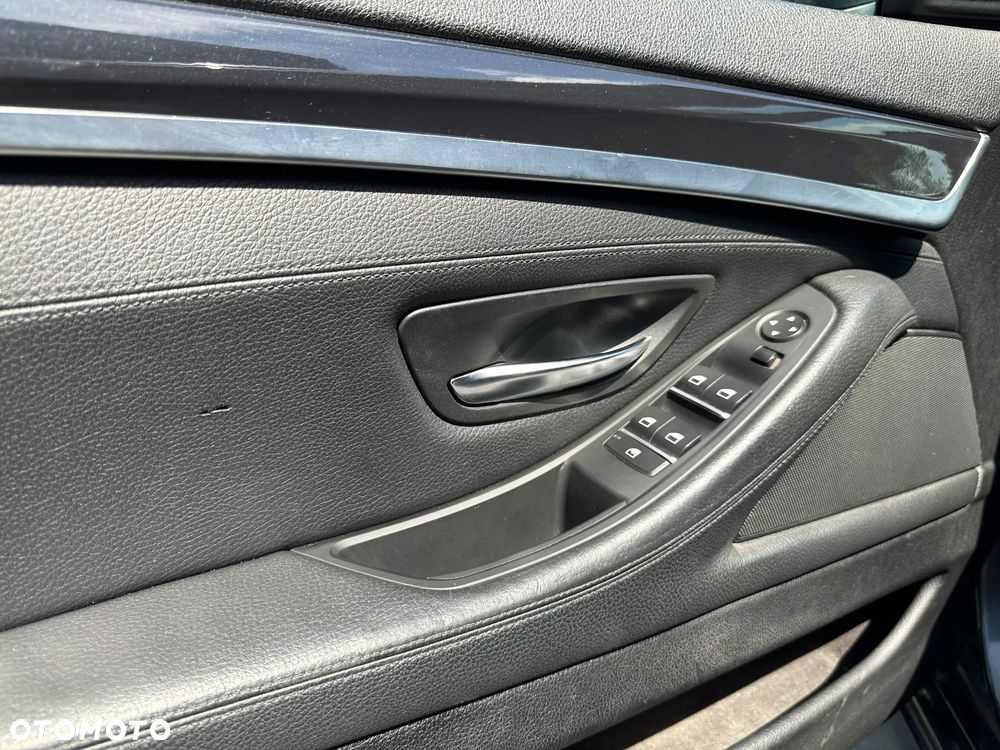 BMW Seria 5 520d - 17
