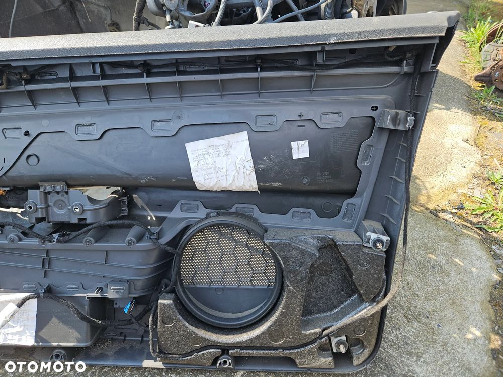 Tapicerka boczek drzwi lewy VW Golf 5 V 2006r 3d hatchback - 7