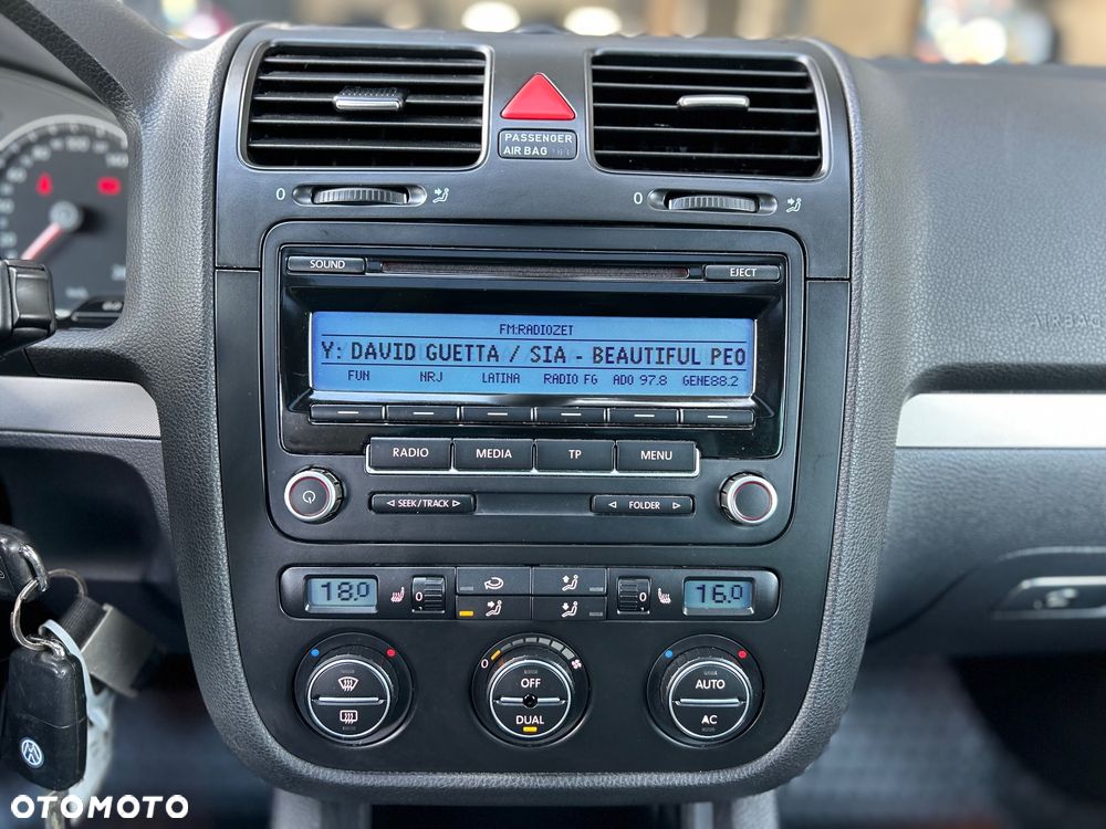 Volkswagen Golf 1.6 Tour Edition - 19